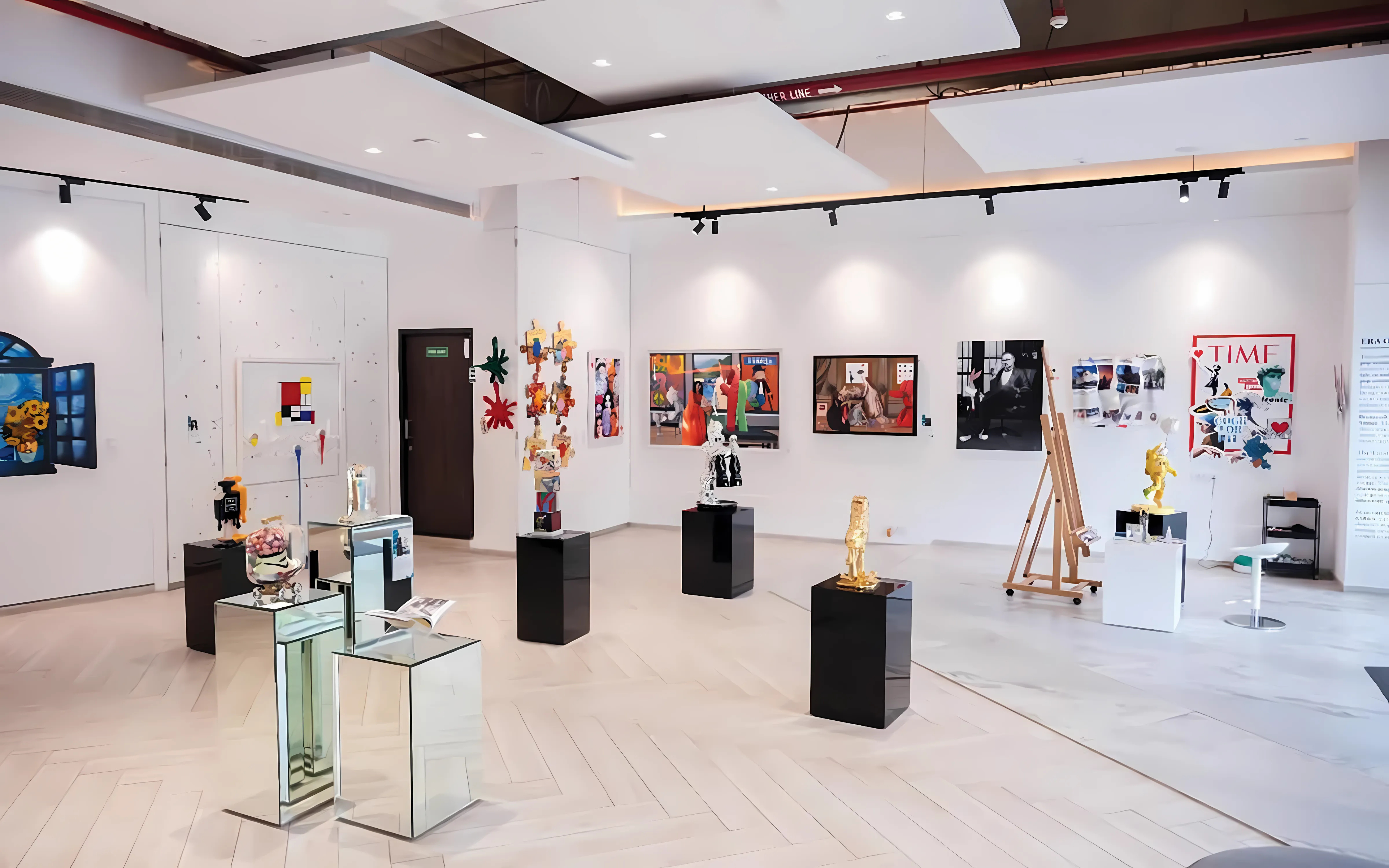 The Role of Track Lighting in Highlighting Art Textures at The Designera Pop Art Gallery